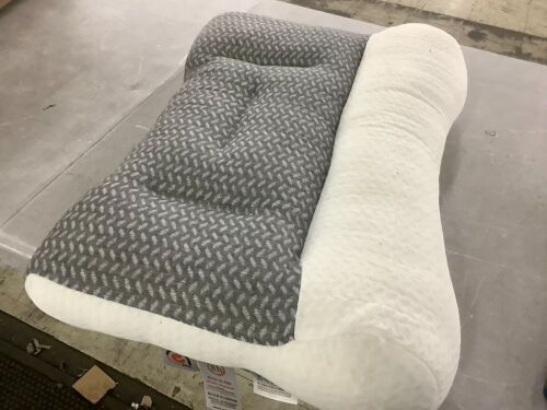 Ergonomic Pillow - Lot 685