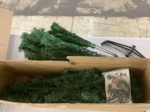 6' Artificial Christmas Tree - Lot 682