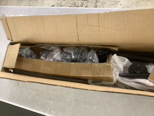 Aheaplus Industrial Pipe Clothing Rack - Unknown if Complete - Lot 687