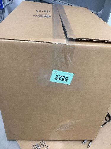 Box of Womens Clothes - Lot 1724