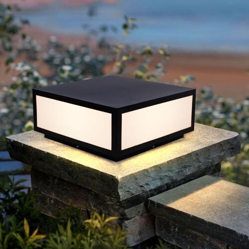 Modern Column Post Light, 15.74"x15.74" - Lot 153