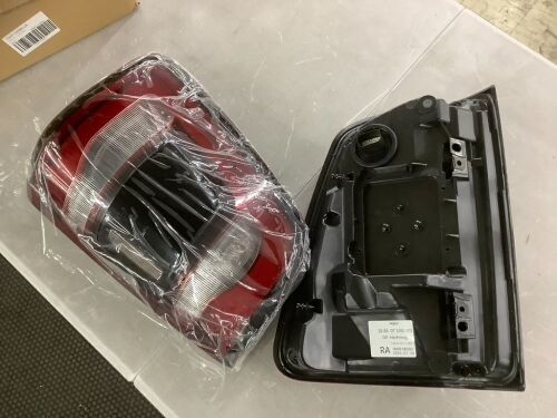 Dodge Ram 1500 Tail Lights - Lot 267