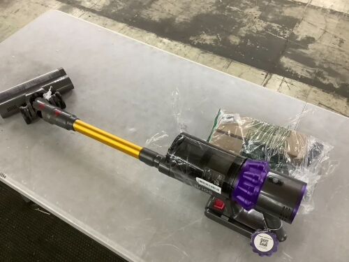 Cordless Stick Vacuum Cleaner - Lot 169