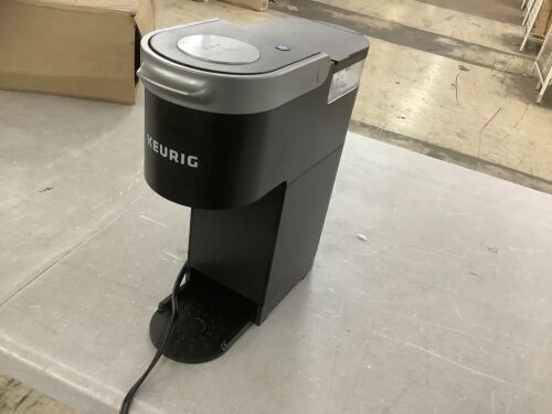 Keurig K-Mini Single Serve K-Cup Pod Coffee Maker, 6 to 12oz Brew Size - Lot 366