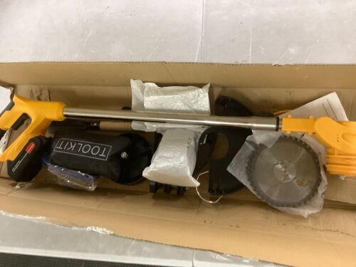 Electric Weed Wacker - Lot 698