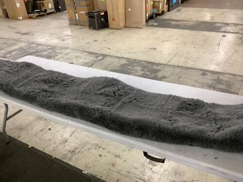 Ophanie Fluffy Area Rug, 6 x 8 - Lot 297