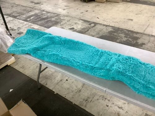 Fluffy Area Rug, 5 x 7 - Lot 598