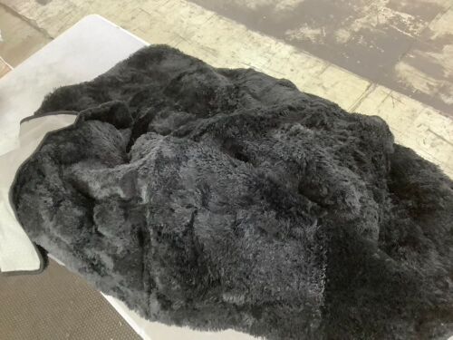 Ophanie Fluffy Area Rug, 8 x 10 - Lot 521