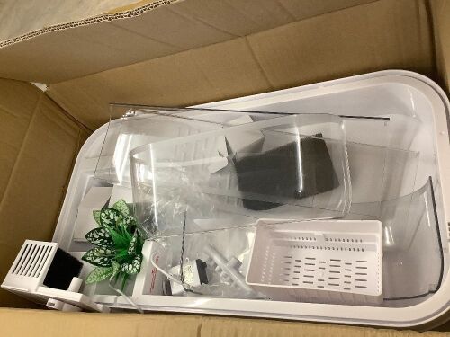 Moon Orange Large Turtle Tank Kit with Light - Lot 2199