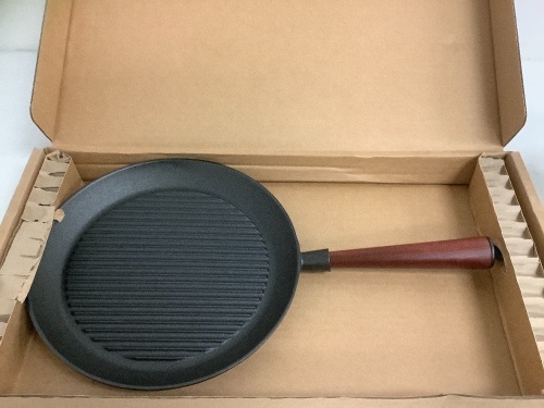 Carl Victor 11" Grill Pan, Appears New, Sold as is - Lot 18