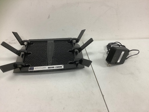 Netgear Nighthawk WiFi Router, Powers Up, E-Commerce Return, Sold as is - Lot 20Y