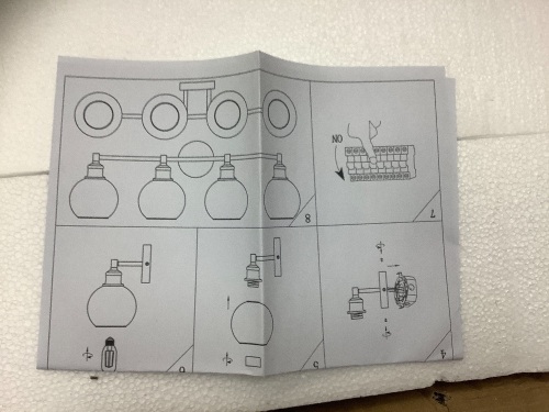 4 Bulb Wall Mount Light Fixture, Appears New, Sold as is - Lot 22