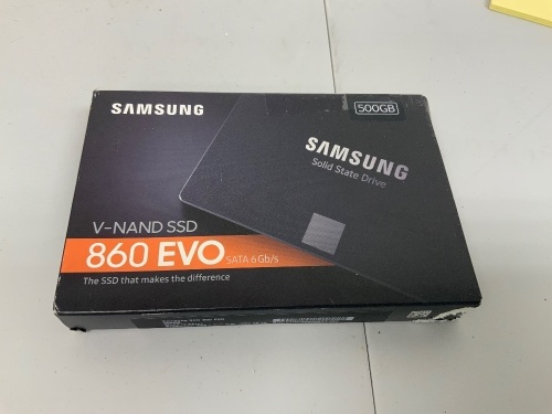 Samsung V-Nano SSD 860 EVO 500GB, E-Comm Return - Lot 34