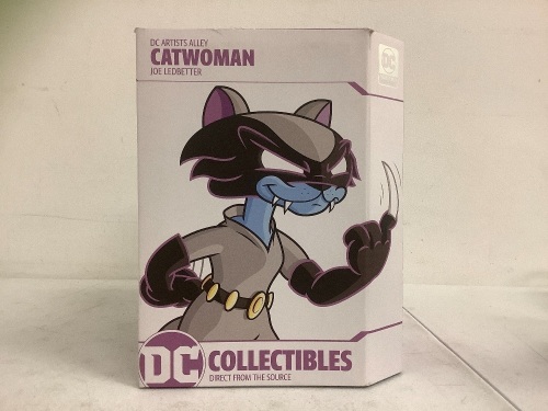 DC Catwoman Collectibles, Appears New, Sold as is - Lot 45