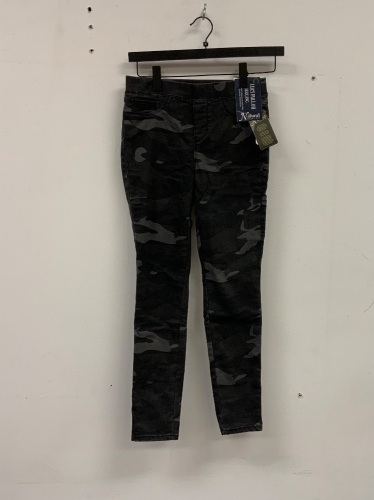 Natural Reflections Womens Jeggings, Small, E-Comm Return - Lot 202