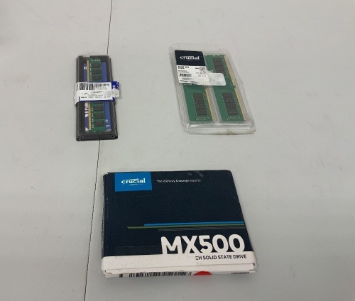 Lot of (3) Computer Accessories, E-Comm Return - Lot 235
