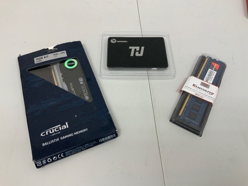 Lot of (3) Computer Accessories, E-Comm Return - Lot 264