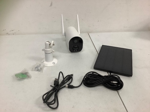 Outdoor Security Camera, Powers Up, E-Commerce Return, Sold as is - Lot 511Y