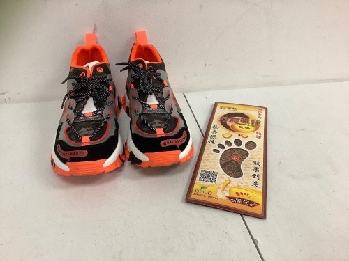 Mens Shoes, 9, E-Commerce Return, Sold as is - Lot 542Y