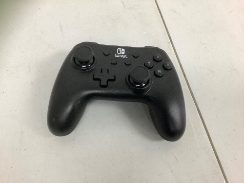 Nintendo Switch Controller, E-Commerce Return, Sold as is - Lot 564Y