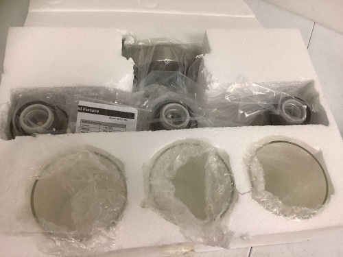 3 Light Wall Fixture, Appears New, Sold as is - Lot 579
