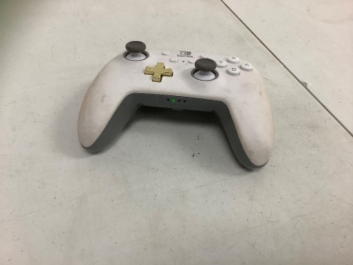 Nintendo Switch Controller, Powers Up, E-Commerce Return, Sold as is - Lot 594Y