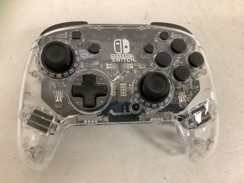 Nintendo Switch Controller, Powers Up, E-Commerce Return, Sold as is - Lot 654Y