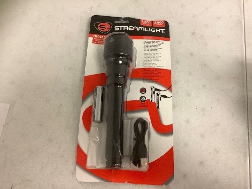 Streamlight Flashlight, E-Commerce Return, Sold as is - Lot 701