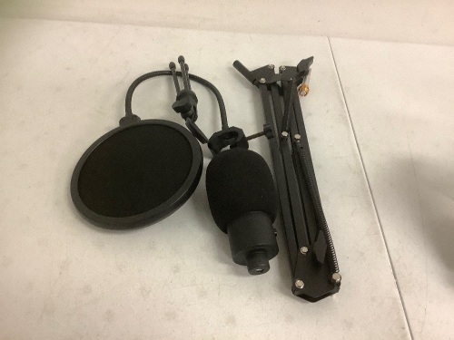 Condenser Microphone, E-Commerce Return, Sold as is - Lot 765