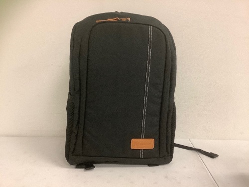 Tarion Camera Backpack, Appears New, Sold as is - Lot 775