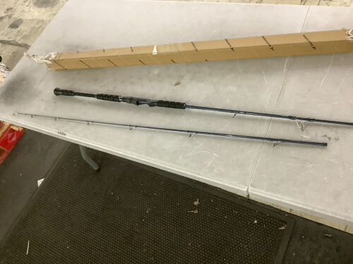 KastKing ReKon Saltwater Spinning Rod - Lot 560
