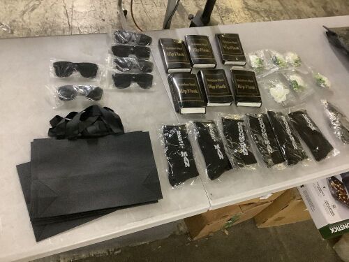 Groomsmen Gift Set for 6 - Lot 413JF