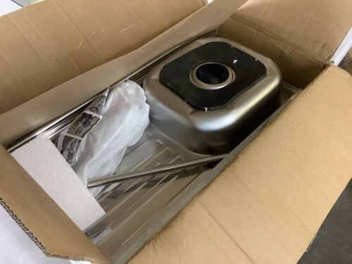 Freestanding Outdoor Kitchen Utility Sink Set with Faucet, 29.5×15.7×30.7In - Dented Bowl - Lot 617