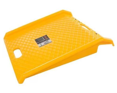 Stalwart Portable High-Density Curb Ramp with 1000 lbs. Weight Capacity - Lot 314JF