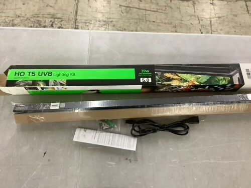 T5 HO UVB Reptile Lighting Kit, 39W - Lot 772