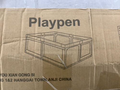 Play Pen 47" x 47" - Lot 480