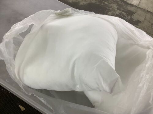 Set of 2 Throw Pillows, 20" x 20" - Lot 786