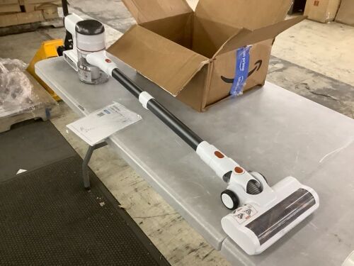 Tikom Cordless Stick Vacuum Cleaner - Lot 398