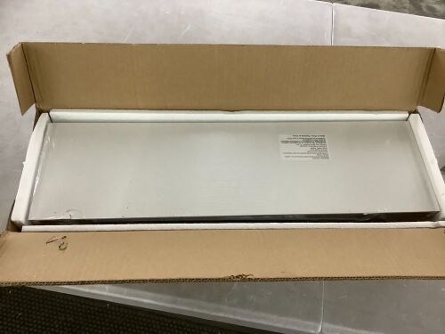 White Floating Shelves, 2 Pack - Lot 599