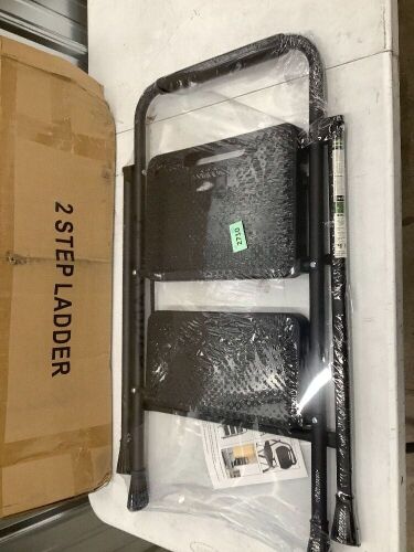 2 Step Ladder, Folding Steps, Heavy Duty Foldable & Portable - Lot 2710