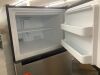 Vissani 18 cu. ft. Top Freezer Refrigerator in Stainless Steel, Garage Ready - Lightly Used, Grounding Prong Broken Off Plug - Thumbnail 6