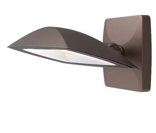 Commercial Electric ARFL 200-Watt Equivalent, 3000 Lumen, 4000k CCT, Integrated LED, Arch Wall Flood Light, Bronze - Lot 140JF
