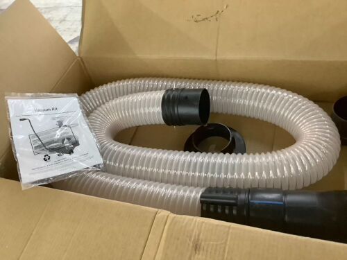 Wood Chipper Shredder Mulcher Leaf Vacuum Kit - Lot 189