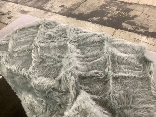 Round Fluffy Area Rug, Approx 6' - Lot 191