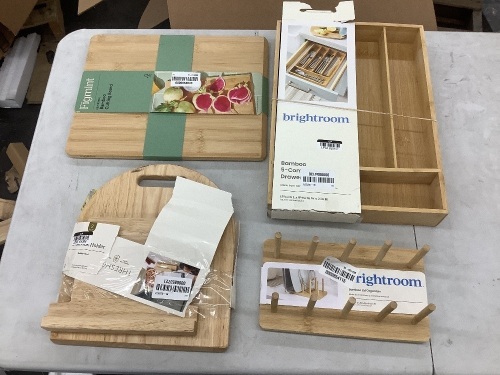 Lot of Cutting Board, Drawer Organizer, Lid Organizer & Cookbook Holder - Lot 395