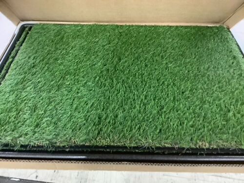Dog Grass Pad with Tray - Lot 674