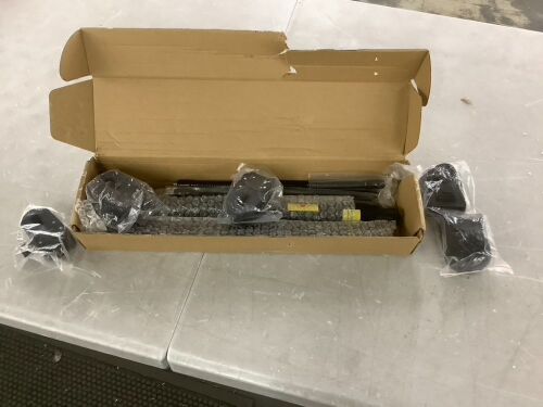 Garland Hanger - Lot 787