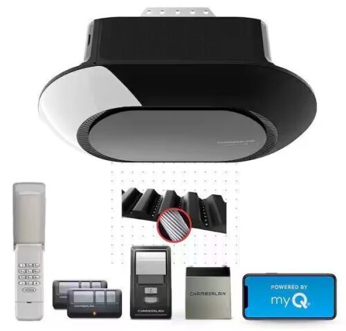 Chamberlain 3/4 HP LED Smart Quiet Belt Drive Garage Door Opener with Battery Backup - Lot 37JF