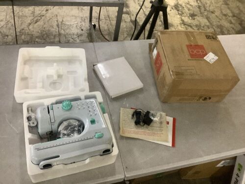6V Portable Foot Pedal Sewing Machine w/ 12 Stitch Patterns - Lot 126