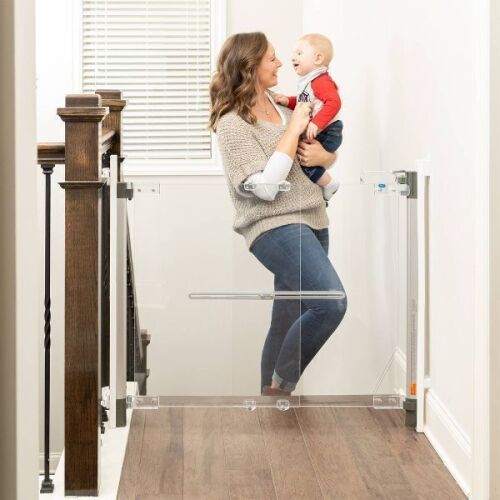 Qdos Crystal Designer Baby Safety Gate, Fits 29.5"-39.8" Openings, 30.7" Tall - Lot 257